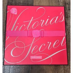 NIB Rare‎ Victoria's Secret Very Sexy Perfume/Wash/Lotion Gift Set 2012 Retired